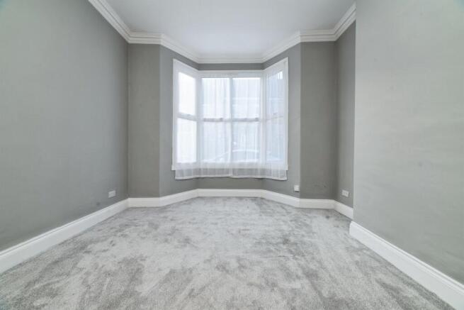 3 bed Terraced for sale Image 5