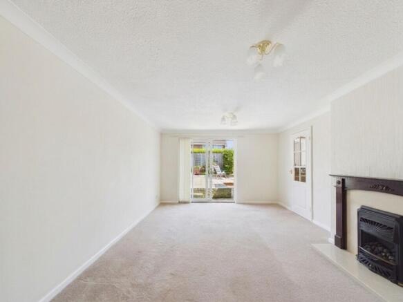 3 bed Semi-Detached Bungalow for sale Image 7