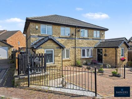 Cedar Close, Bradford 4