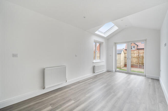 1394525-1-6949614...