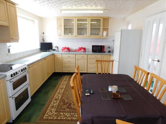 Kitchen 1