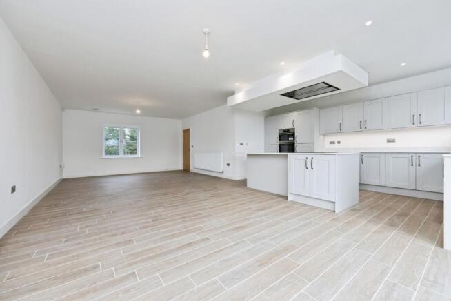 2 bed Bungalow for sale Image 6