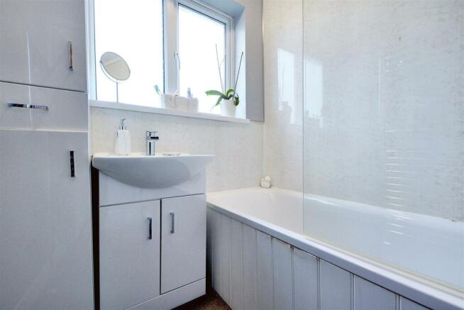Bathroom.jpeg