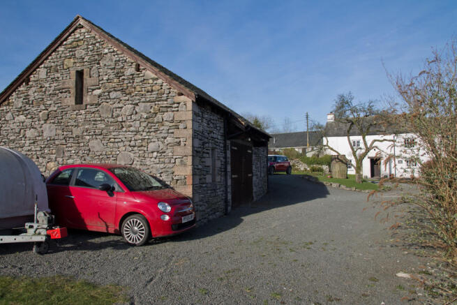 Barn/Double Garag...
