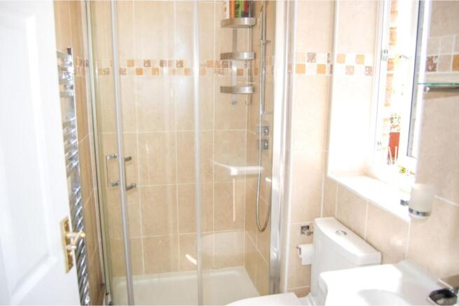 Master En-suite