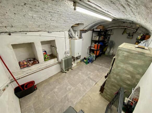 1 bed Terraced for sale Image 6