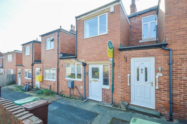 2 bed Terraced for sale Image 9