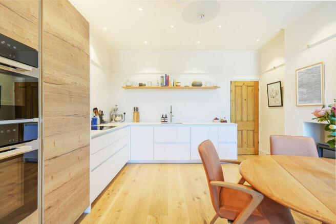 3 bed Terraced for sale Image 5