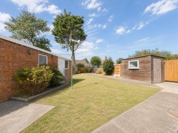 3 bed Semi-Detached for sale Image 12