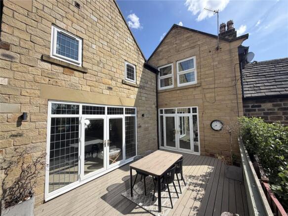 3 bed Detached for sale Image 11