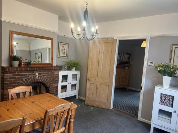 Landermere Road, Thorpe-le-soken photo 4