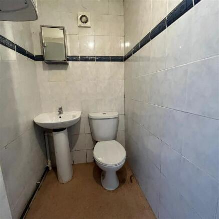 1 bed House to rent Image 6