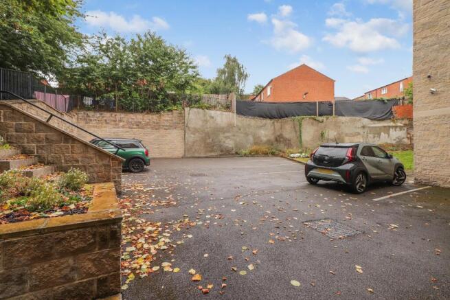 2 bed House for sale Image 5