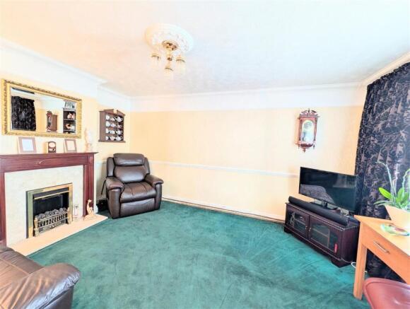 Oakgrove Road, Bishopstoke, Eastleigh photo 4