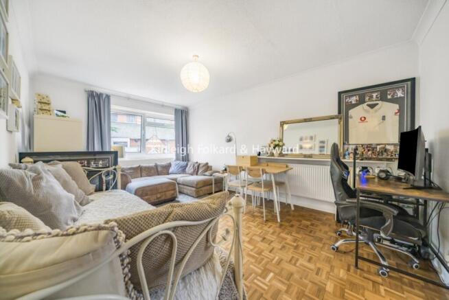 6ae73bff-5604-45e6-b