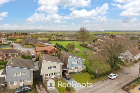 Upperthorpe Road, Westwoodside, Doncaster, Lincolnshire, DN9 2AQ