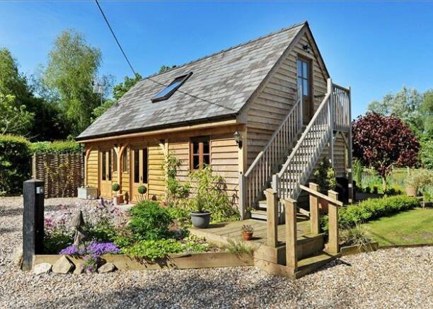 2 Bed Cottage