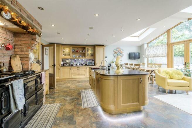 2 Shenton Lane Upton