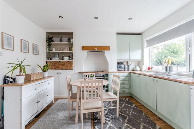 2 bed Terraced for sale Image 4