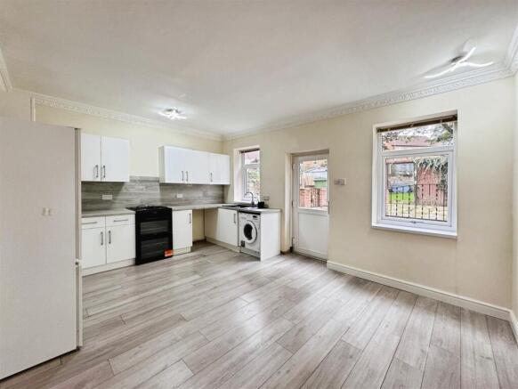 b56fe88b--4A0C-9F39-E0E0038390C5-39662-000017F472A