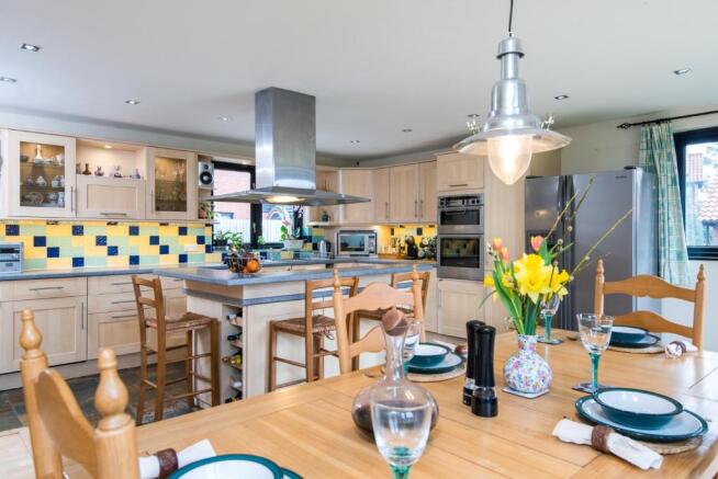 Kitchen/Dining Room