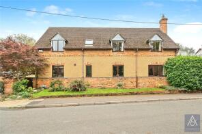 1, Sportsman Close, Buckingham MK18 2SA