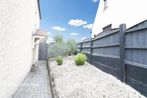 First Avenue, Kidsgrove, ST7 1DN