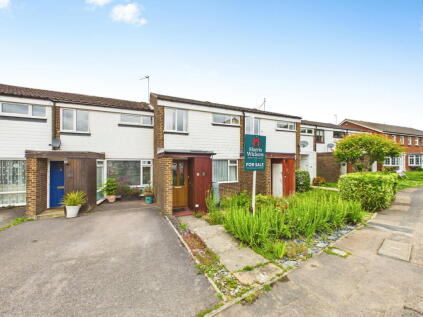 Thelton Avenue, Broadbridge Heath