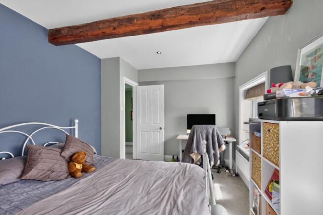3 bed House for sale Image 12