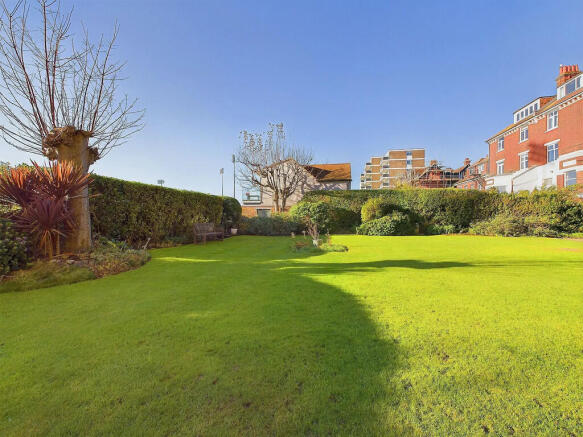 CAM03446G0-PR0225...