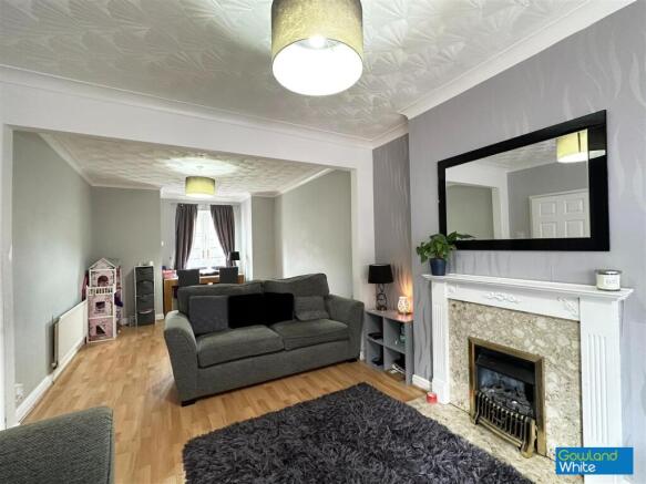3 bed Terraced for sale Image 3