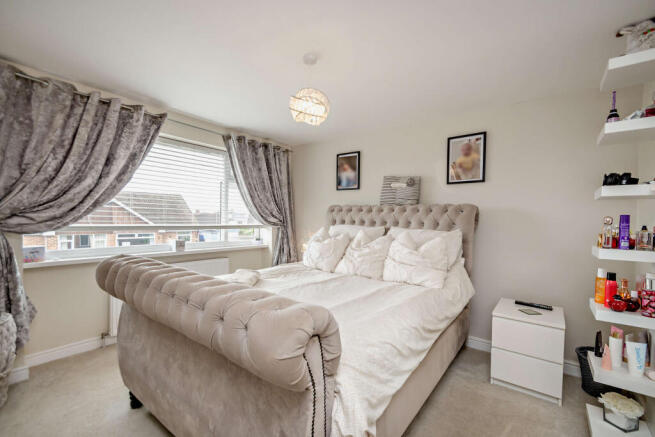 3 bed Semi-Detached for sale Image 7