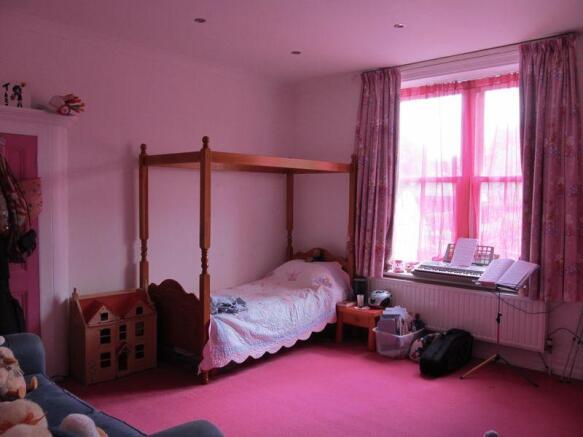 Photo 4