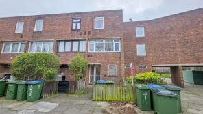 22, Rowntree Path, Thamesmead SE28 8BS