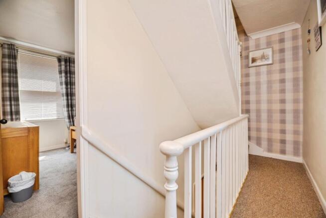 4 bed Terraced for sale Image 9