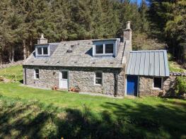 Myrtle Cottage, B9136 From A939 At Bridge Of Avon To U132h Near Inverchabit, Kirkmichael, Ballindalloch AB37 9AQ