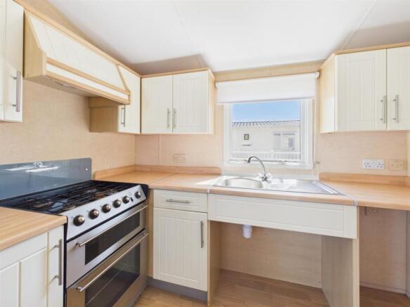 Open plan kitchen / diner / reception room