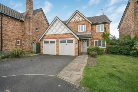 College Court, Macclesfield, SK11