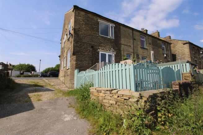 1 bed Apartment to rent Image 11