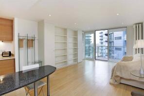 18, 368 Howard Building, Queenstown Road, London SW11 8NN