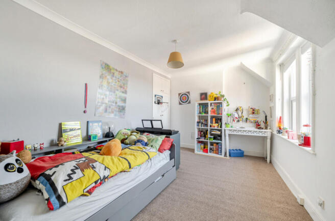2 bed Flat for sale Image 8