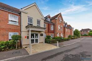 Flat 34, 14 Claridge House, Church Street, Littlehampton BN17 5FE