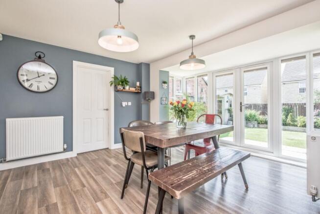 4 bed Detached for sale Image 5