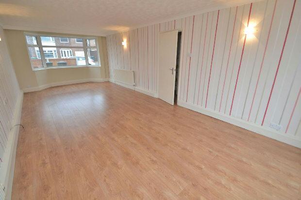 Lounge/Dining Room P