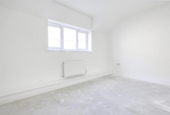 2 bed Semi-Detached for sale Image 5