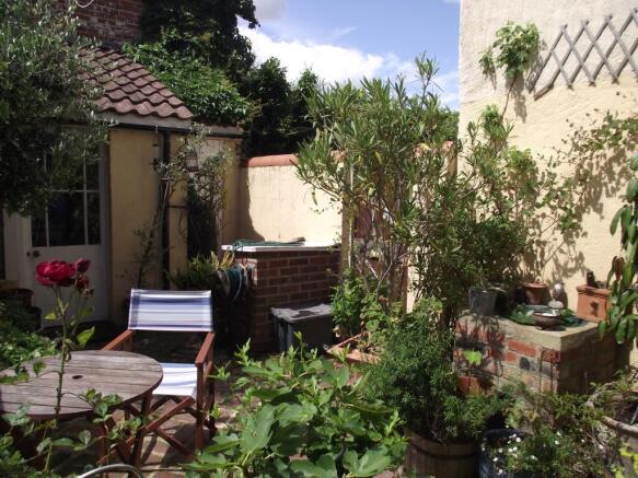 Courtyard Garden