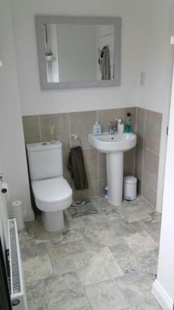 En - Suite Picture 3