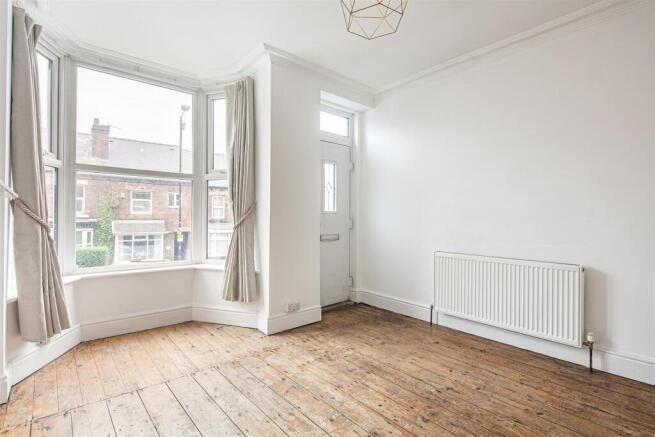 3 bed Terraced to rent Image 10