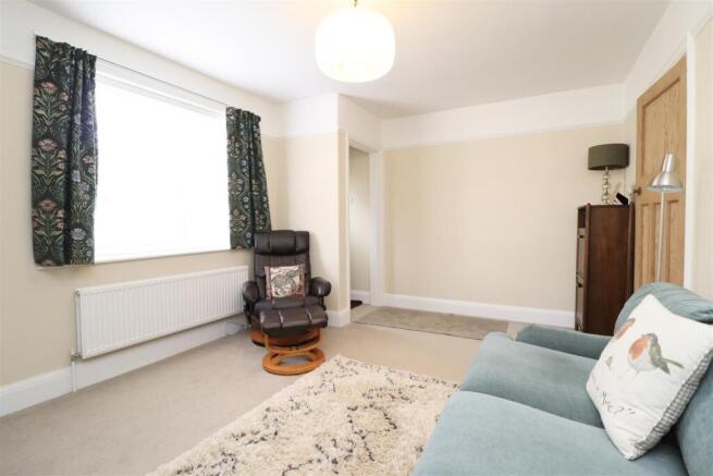 3 bed Terraced for sale Image 5