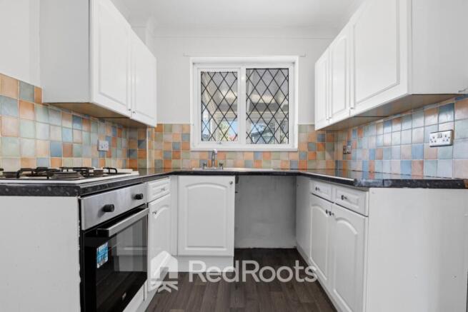 3 bed Semi-Detached for sale Image 8
